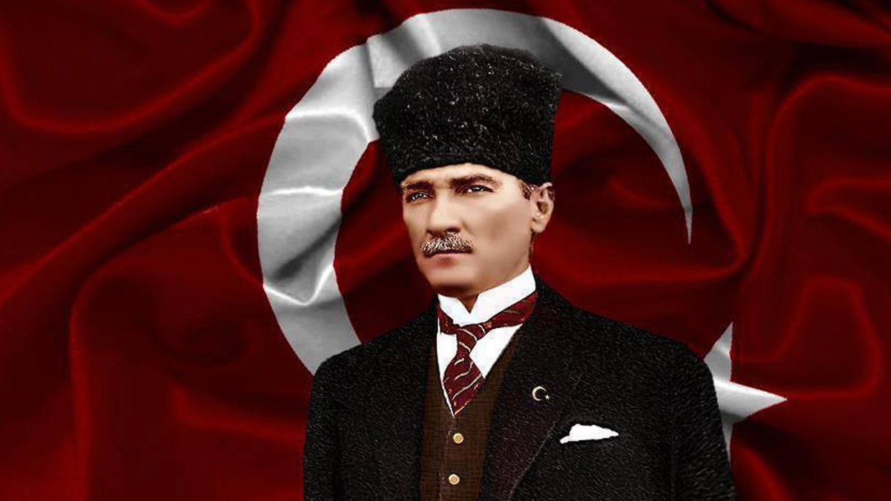 Ulu Önderimiz  Atatürk'ü Özlemle Anıyoruz