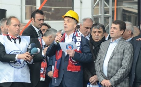 1 MAYIS İŞÇİ VE EMEKÇİLER BAYRAMINDA ALANLARA ÇIKTIK