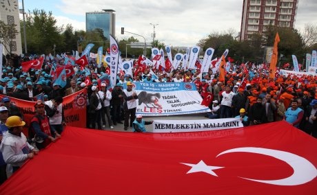 ANKARA'DA 1 MAYIS COŞKUYLA KUTLANDI