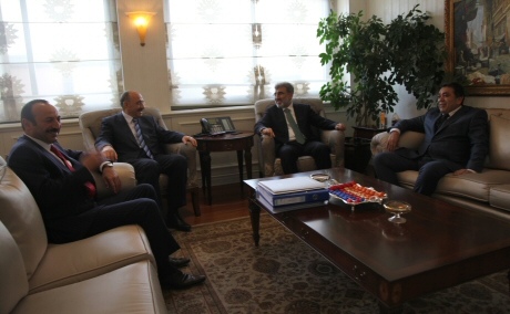 ENERJİ VE TABİİ KAYNAKLAR BAKANI TANER YILDIZ İLE GÖRÜŞME