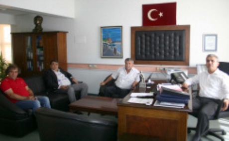 GENEL BAŞKAN AKÇUL'DAN HASTANEDEKİ ETİ GÜMÜŞ İŞÇİLERİNE ZİYARET