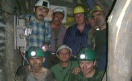 GENEL MERKEZ YÖNETİCİLERİ YERALTINDA MADEN EMEKÇİLERİ İLE BULUŞUYOR