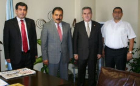 HAYIRLI OLSUN ZİYARETLERİ DEVAM EDİYOR MANİSA MİLLETVEKİLİ RECAİ BERBER SENDİKAMIZDAYDI...