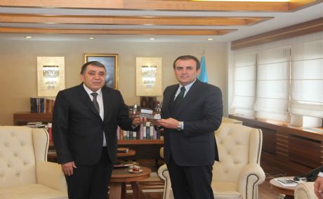 Kültür ve Turizm Bakanı Ünal'a Ziyaret