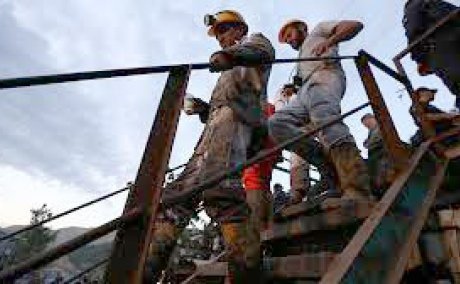 MADENCİLİK SEKTÖRÜNDEKİ İŞ SAĞLIĞI VE GÜVENLİĞİNDE ULUSAL ÜÇLÜ TOPLANTI