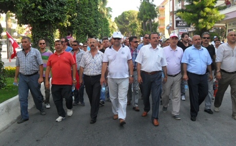 MİLAS'TA ÖZELLEŞTİRMEYE KARŞI EYLEM