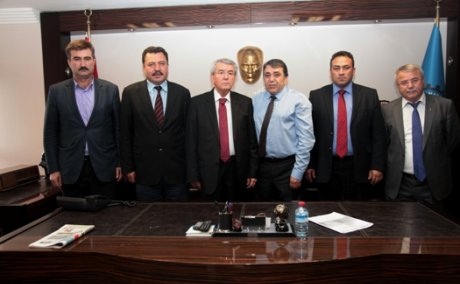 NAZMİ IRGAT SENDİKAMIZI ZİYARET ETTİ