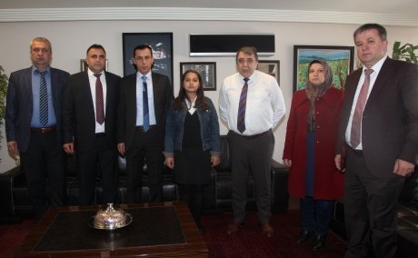 ŞEHİT MADENCİ AİLESİNDEN SENDİKAMIZA ZİYARET