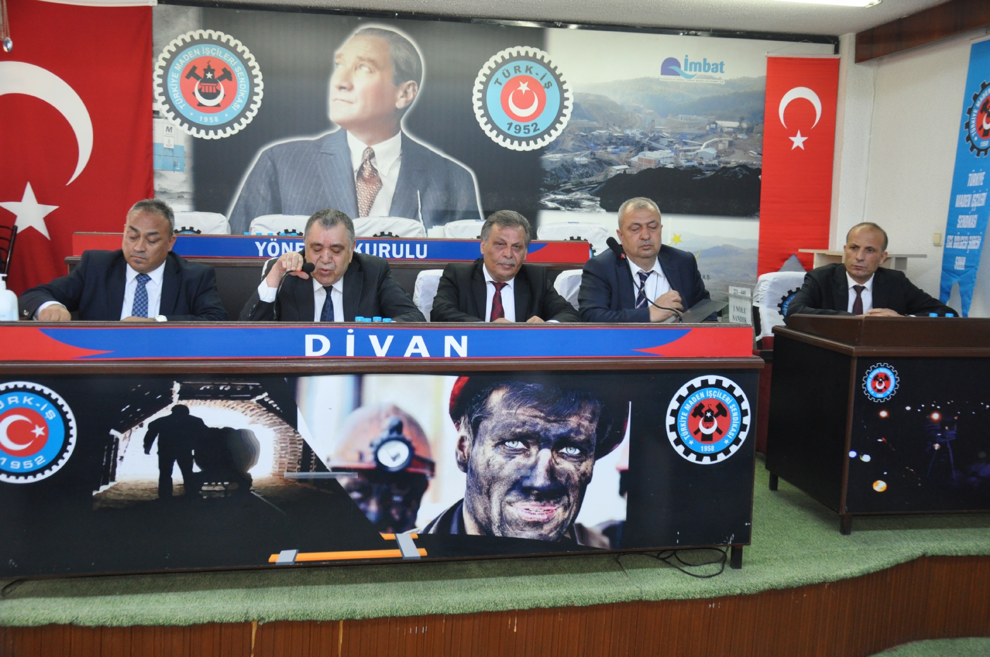 Sendikamız Ege Bölgesi Olağanüstü Kurulu Gerçekleşti