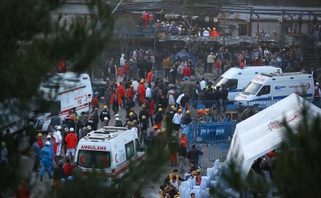 SOMA'DA MADEN FACİASINDAN SONRA SOSYAL FACİA