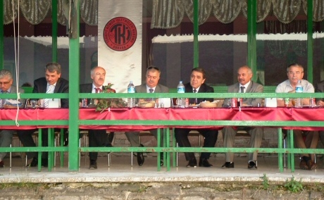 TİS GÖRÜŞMELERİ YEMEKTE DEVAM ETTİ