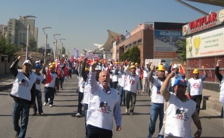 YATAĞAN İŞÇİLERİNDEN Ö.İ.B'YE İKİNCİ YÜRÜYÜŞ