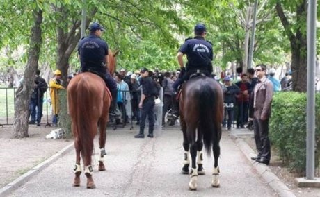 YATAĞAN İŞÇİLERİNE ATLI POLİSLİ MÜDAHALE